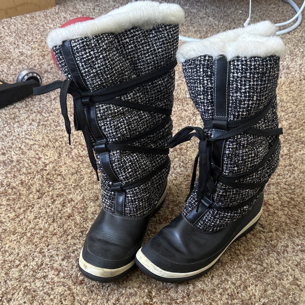 Timberland Black and White Winter Boots